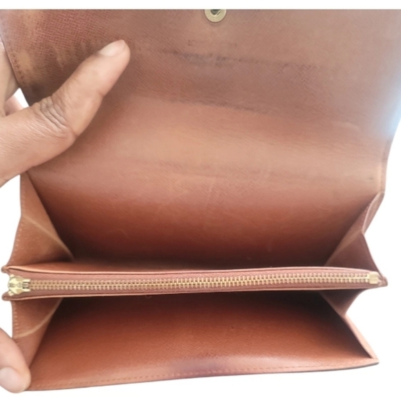 Louis Vuitton Authentic Monogram Brown Credit Card Wallet - Picture 10 of 16